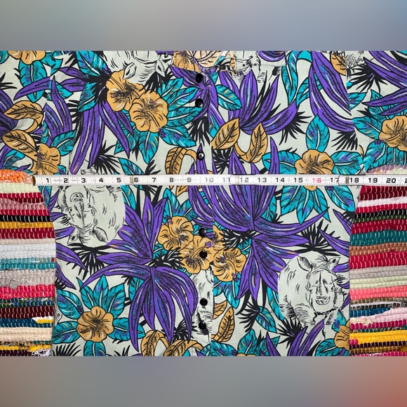 Vintage Jr’s Only California Hawaiian Shirt | Rhino Print | 90s Tropical Vibes - Picture 4 of 8